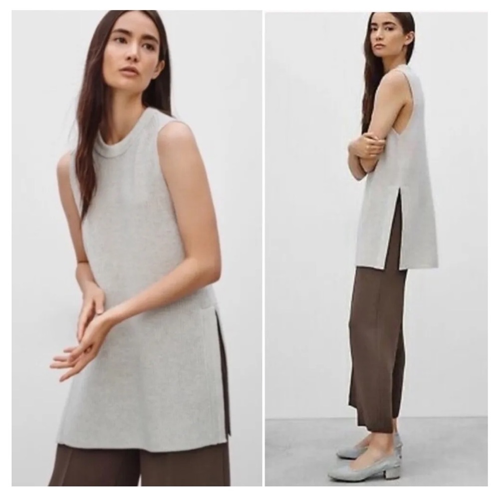 Aritzia NWT Palmer sweater.  Size M.  pretty sage color. Mark on front bottom.